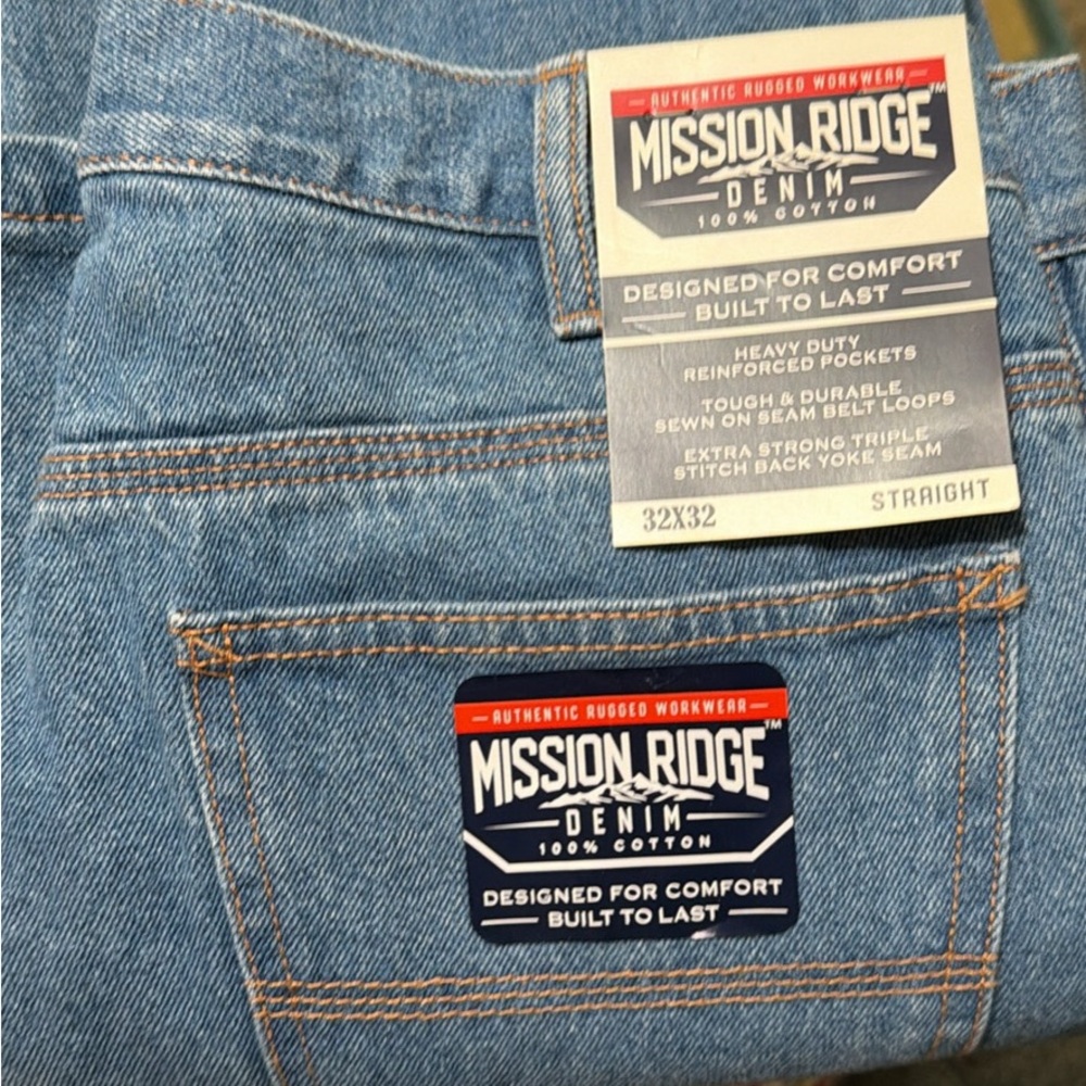 BRAND NEW WITH TAGS - MISSION RIDGE  MENS JEANS 32 X 32 STRAIGHT CUT